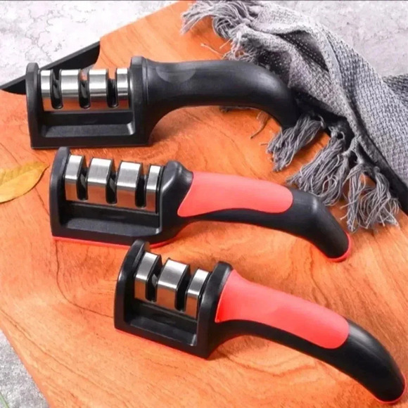 1pc Portable Knife Sharpener, Three Stage Knife Sharpener..RED...NWT.. - Picture 1 of 6